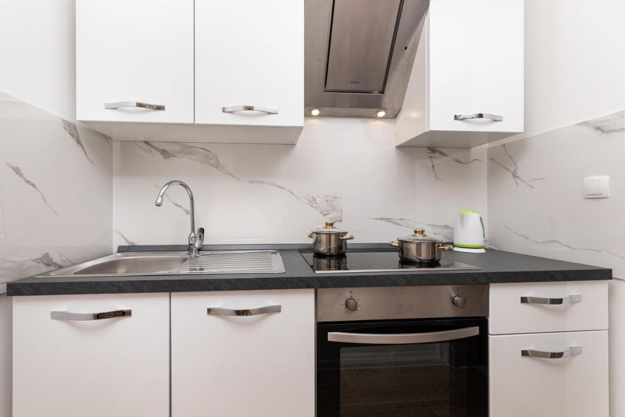 Apartments Vugrin 실로 외부 사진