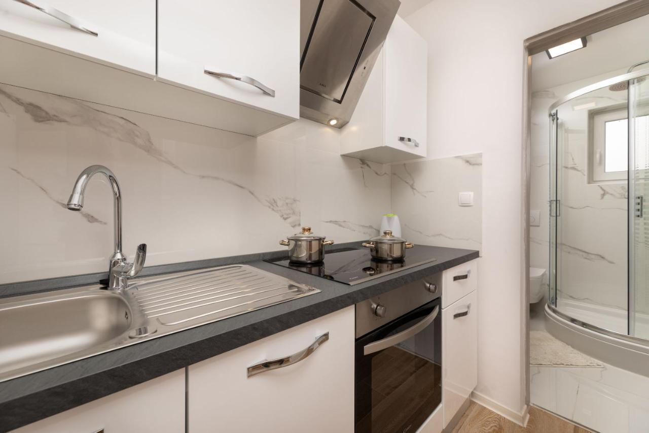 Apartments Vugrin 실로 외부 사진